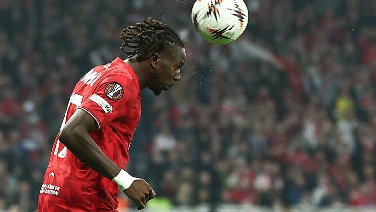 Galatasaray’a Kongolu dinamo! Okan Buruk transferini çok istiyor