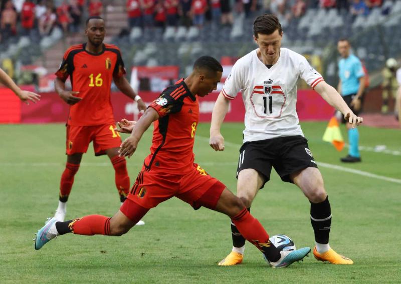 Galatasaray’dan orta sahaya flaş hamle! Premier Lig’den gelecek