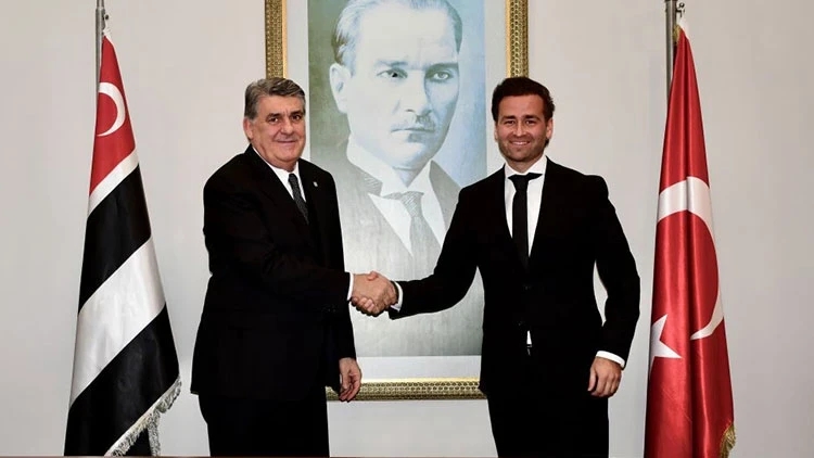 Beşiktaş’ta Sergen Yalçın’ın yerine gelecek adaylar belli oldu! Canlı yayında açıkladı