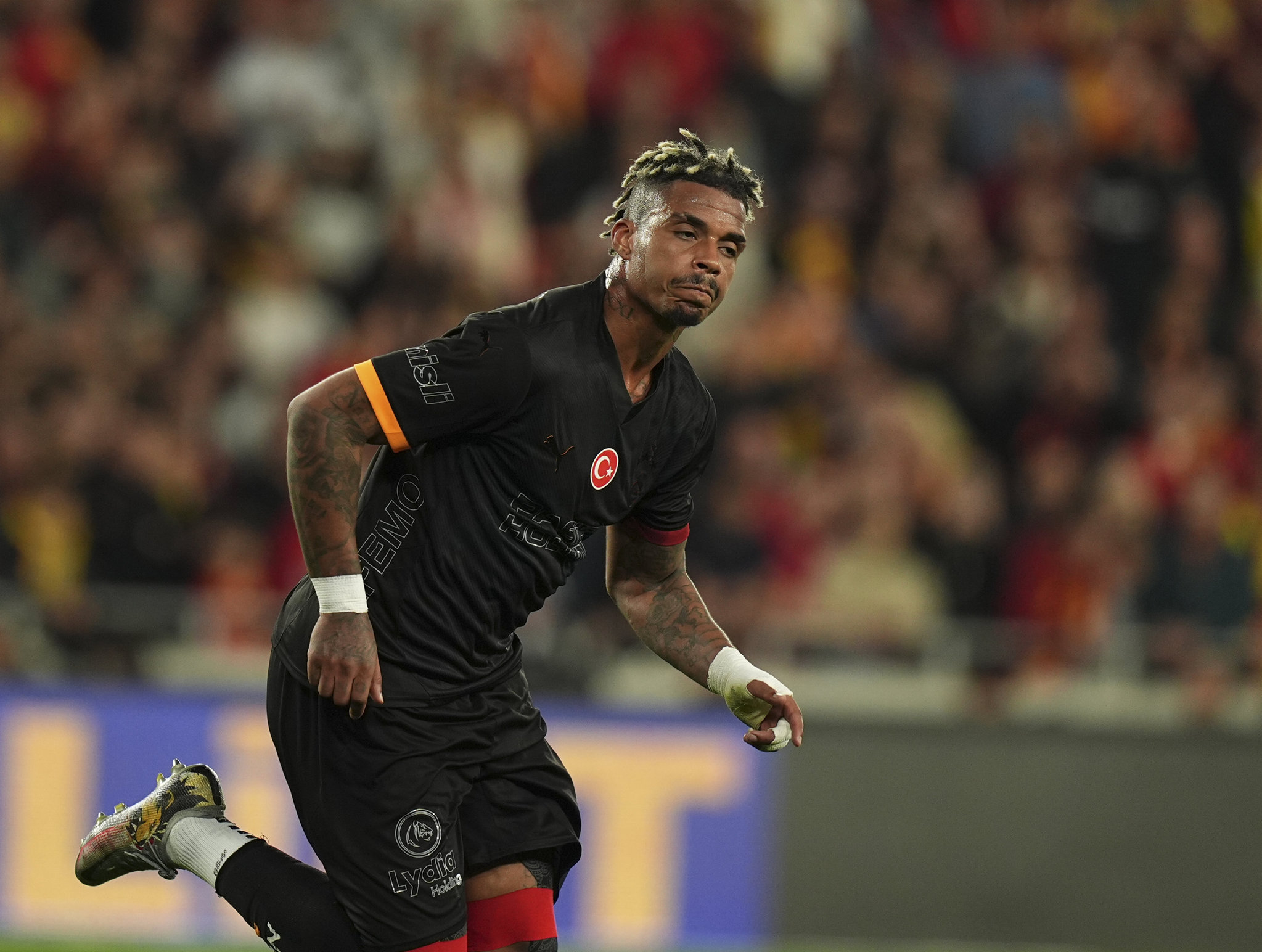 Galatasaray’da dev orta saha operasyonu: 2 devam 1 ayrılık