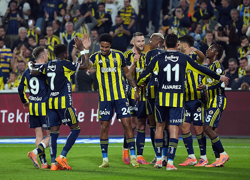 Jose Mourinho Fenerbahçeli yıldızı Real Madrid’e alıyor! Transferde yılın bombası