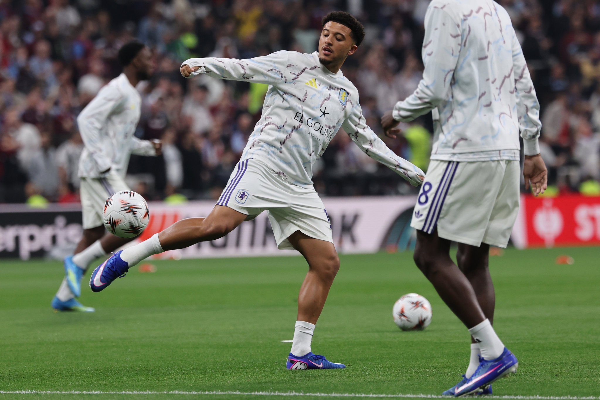 UEFA Avrupa Ligi’ni kazanmıştı şimdi Fenerbahçe’ye geliyor! Transferde ses getirecek hamle