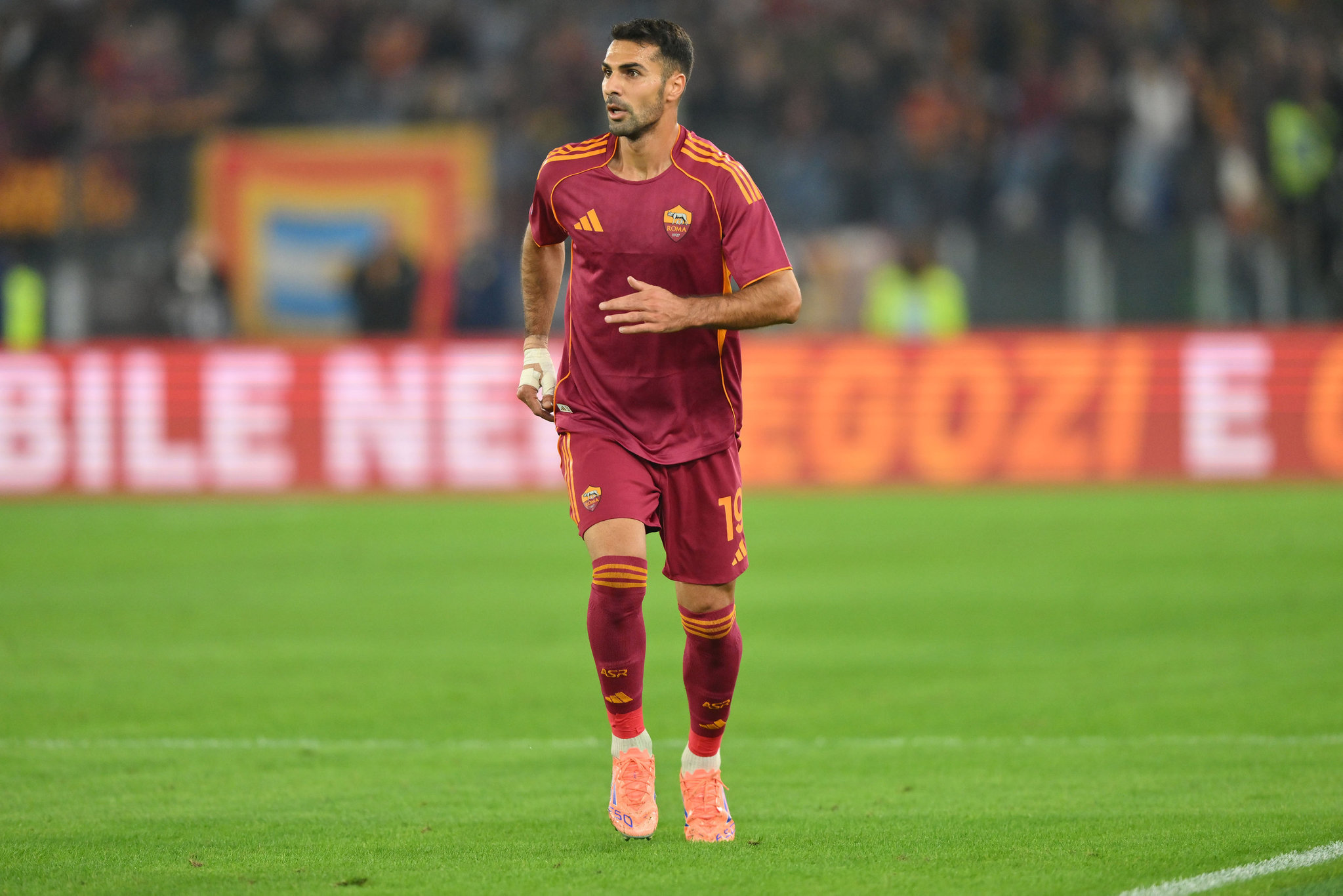 Transferde dev yarış! Galatasaray ve Fenerbahçe Roma’yı sıkıştırdı