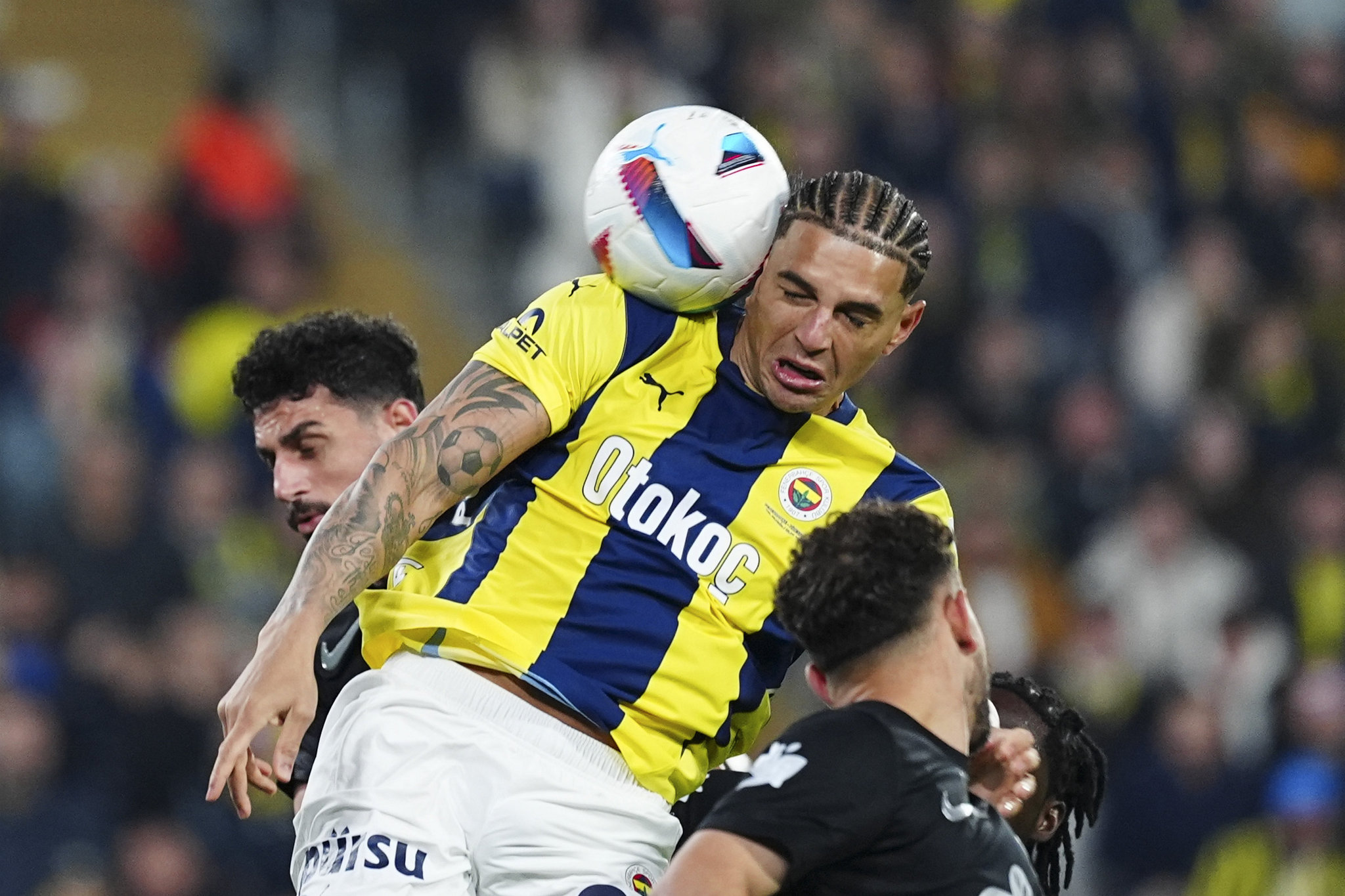 Fenerbahçe’de ilk ayrılık çok yakın! Ülkesine dönme kararı aldı