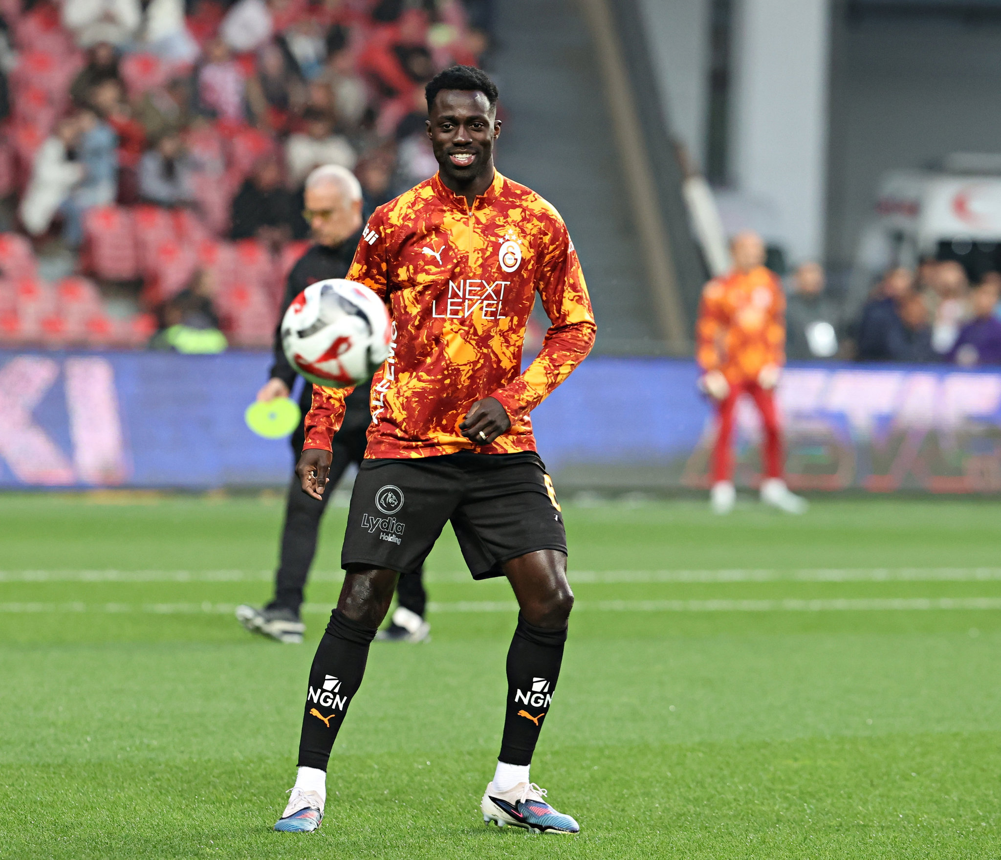 Galatasaray’da savunmaya 50 milyon euro’luk dev hedef!