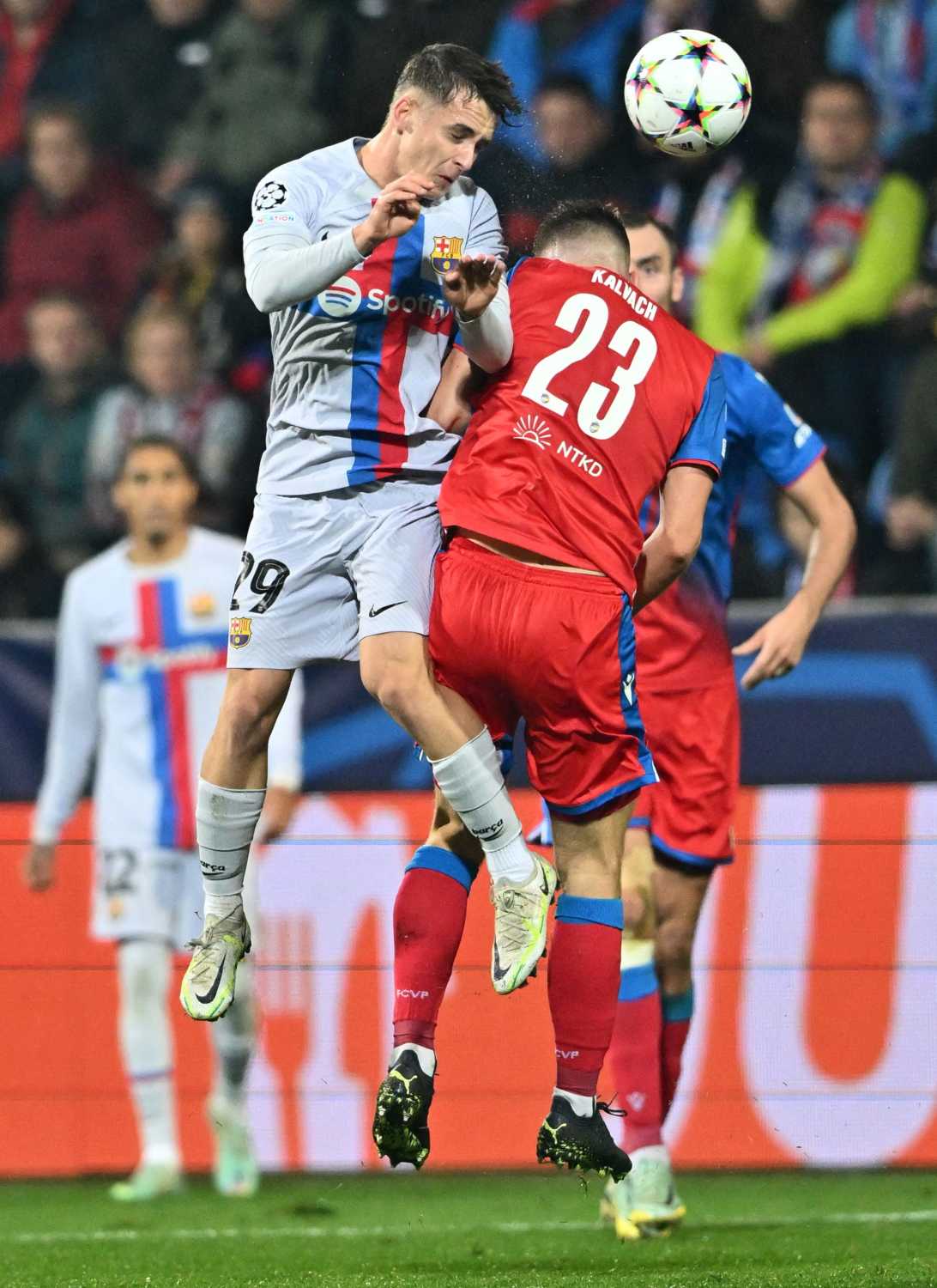 Galatasaray’dan Barcelona’nın genç yıldızına kanca! Transferde dev rakip
