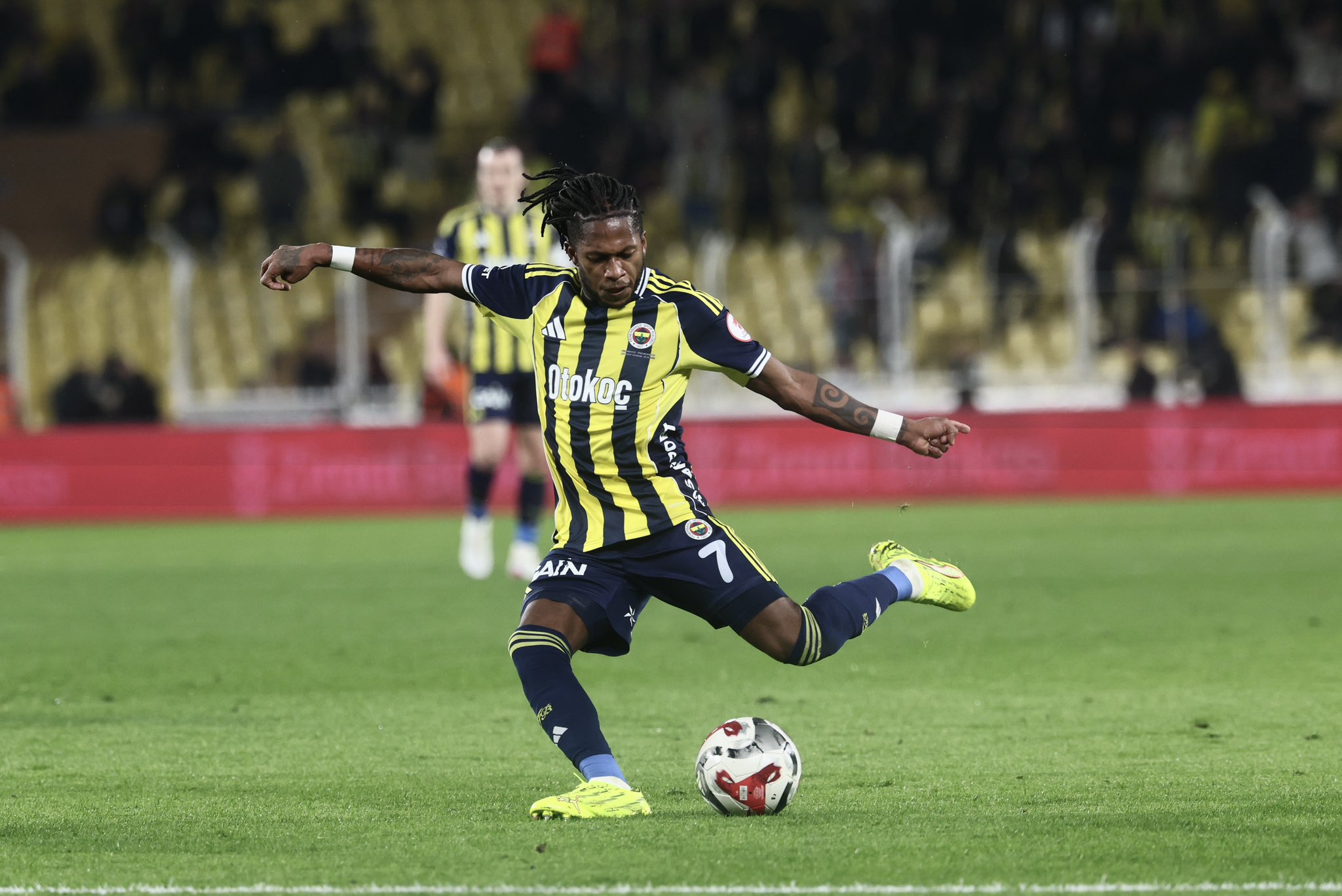 Fenerbahçe transfer kararını verdi: Fred’e bir talip daha çıktı!