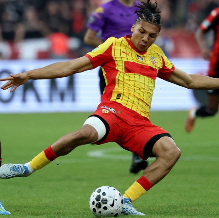 Fenerbahçe ve Bayern Münih’ten stoper yarışı! Transferde Kim Min Jae detayı..