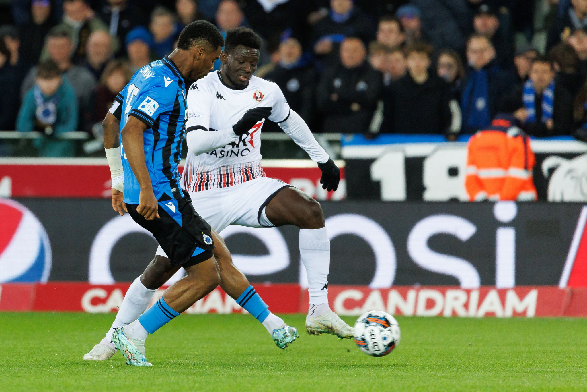 Galatasaray’ın Raphael Onyedika teklifine Clube Brugge’den jet hızında yanıt!