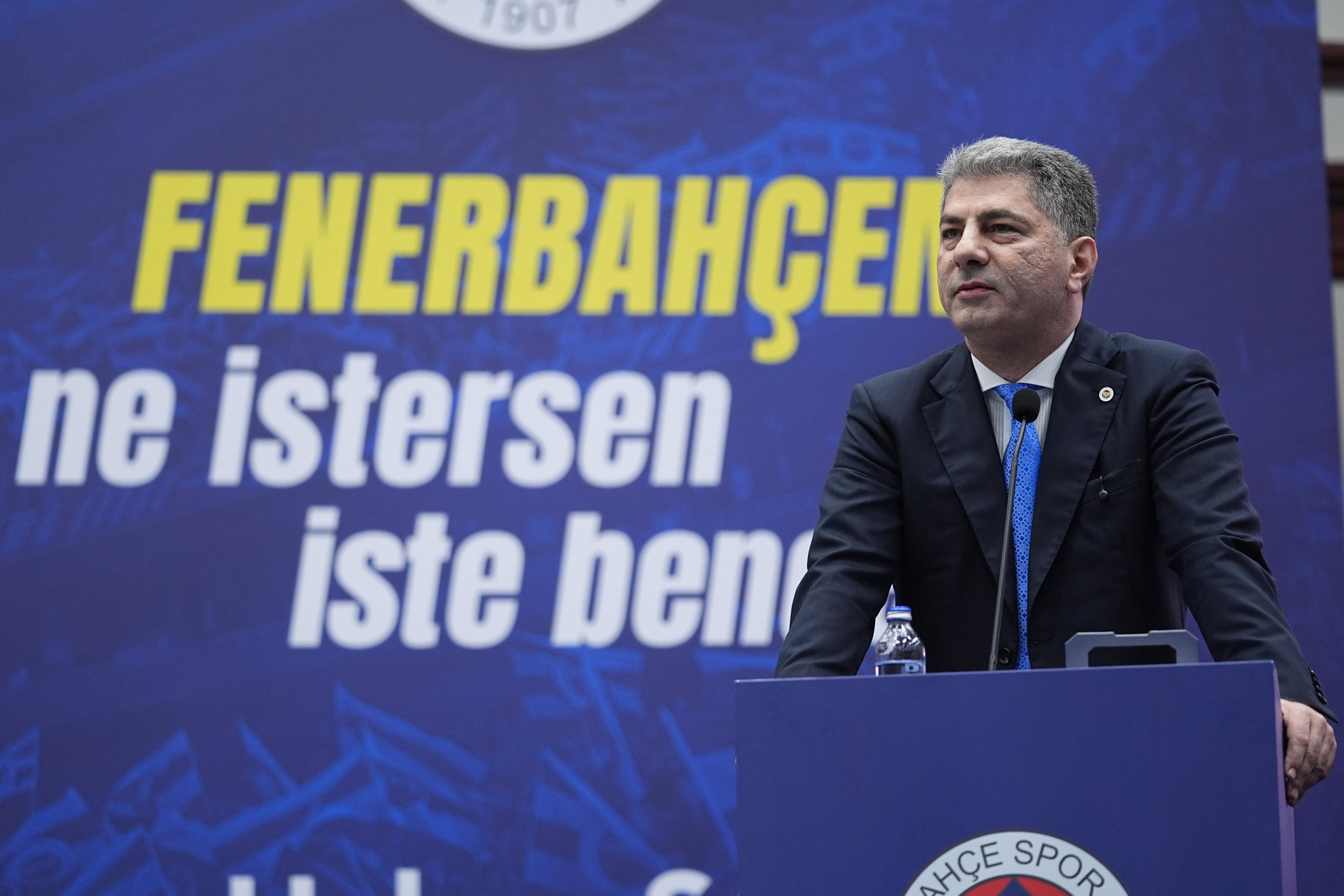 Dünyaca ünlü gazetenin muhabiri Fenerbahçe’nin forvet adaylarını açıkladı!