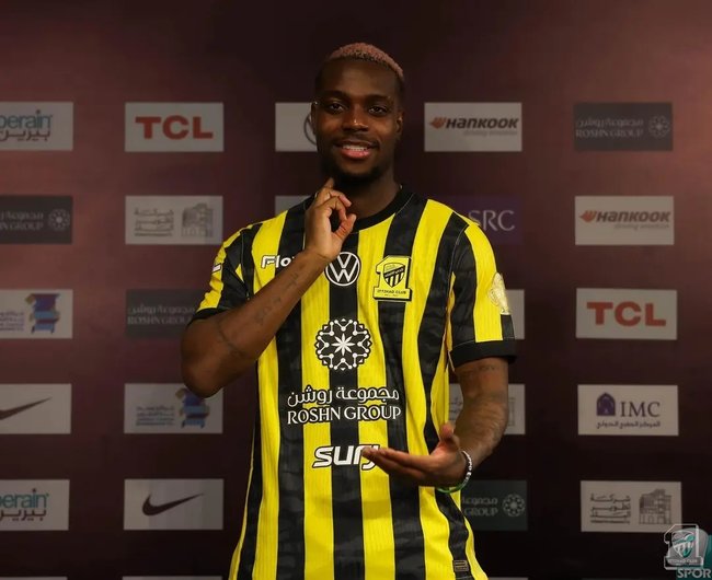 Galatasaray Osimhen’in alternatifini Arabistan’da buldu!
