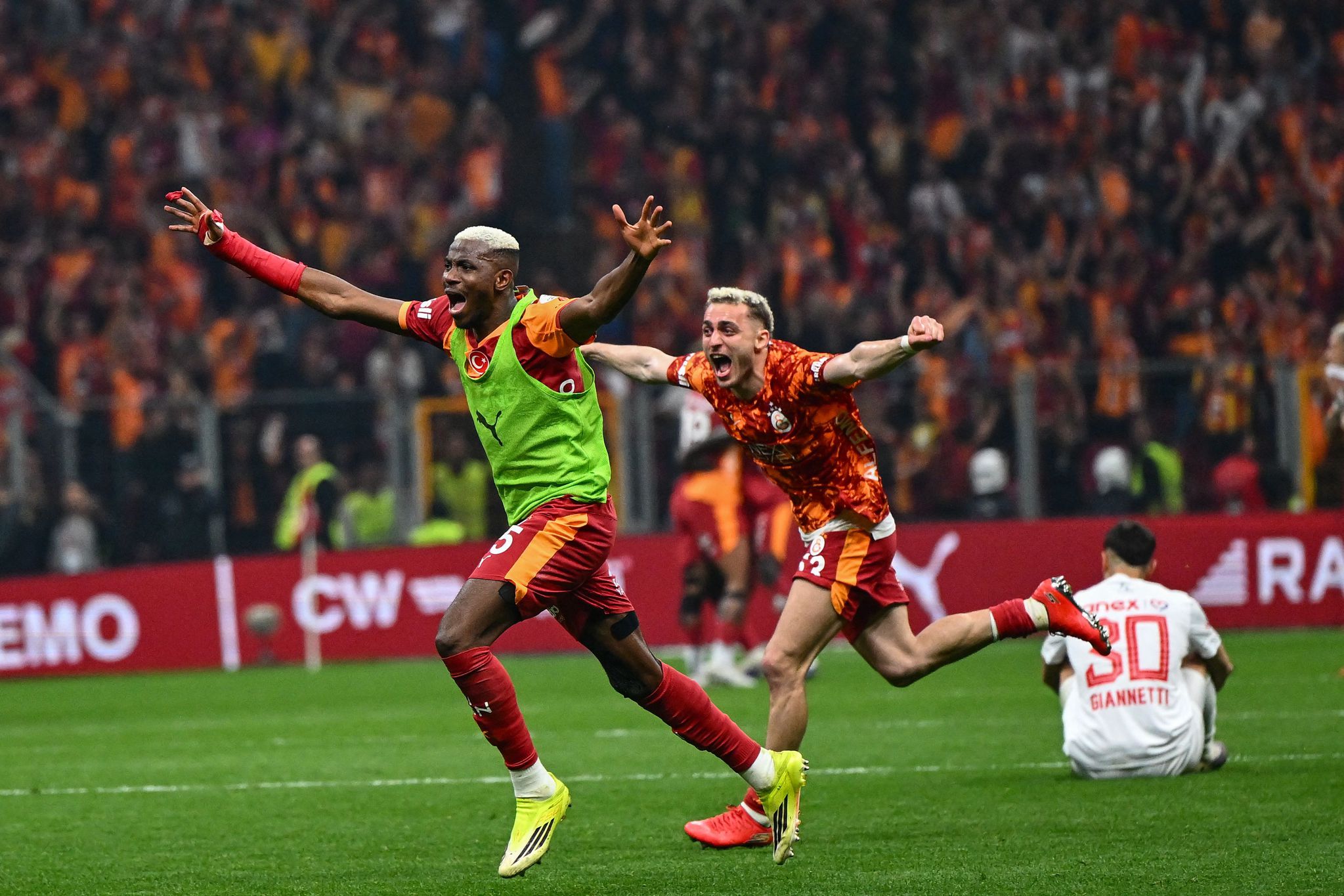 TRANSFER HABERİ: Galatasaray’da flaş Osimhen gelişmesi! Eğer takımdan ayrılmak isterse...