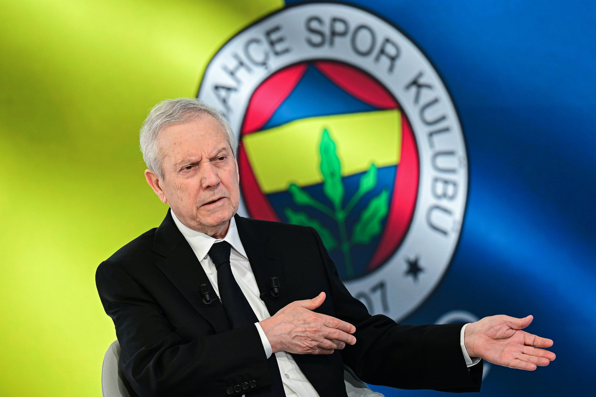 Aziz Yıldırım’dan Galatasaray’a dev çalım! Fenerbahçe’de transfer operasyonu başlıyor