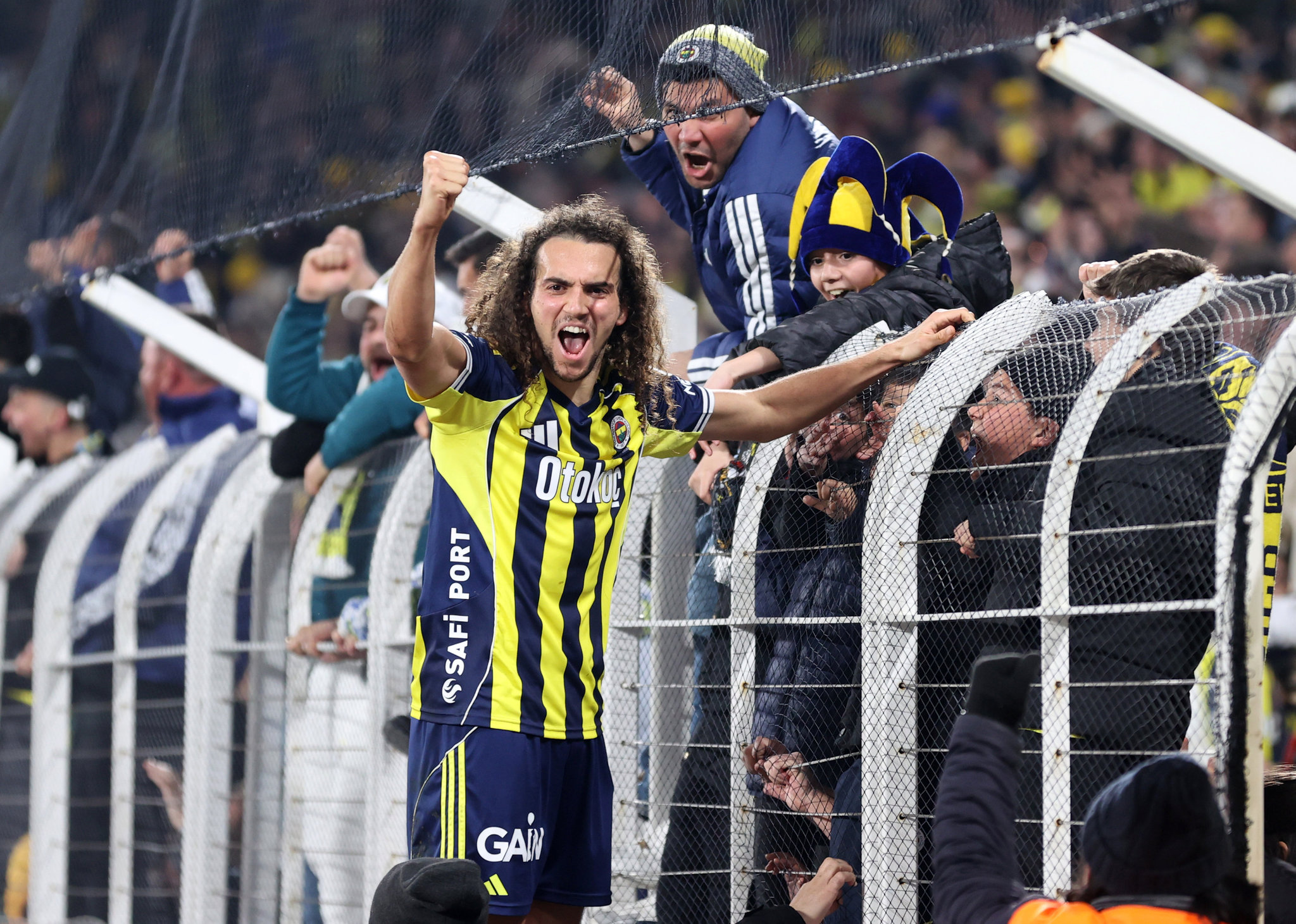 Aziz Yıldırım’dan Matteo Guendouzi kararı! Takımdan gönderilecek mi?