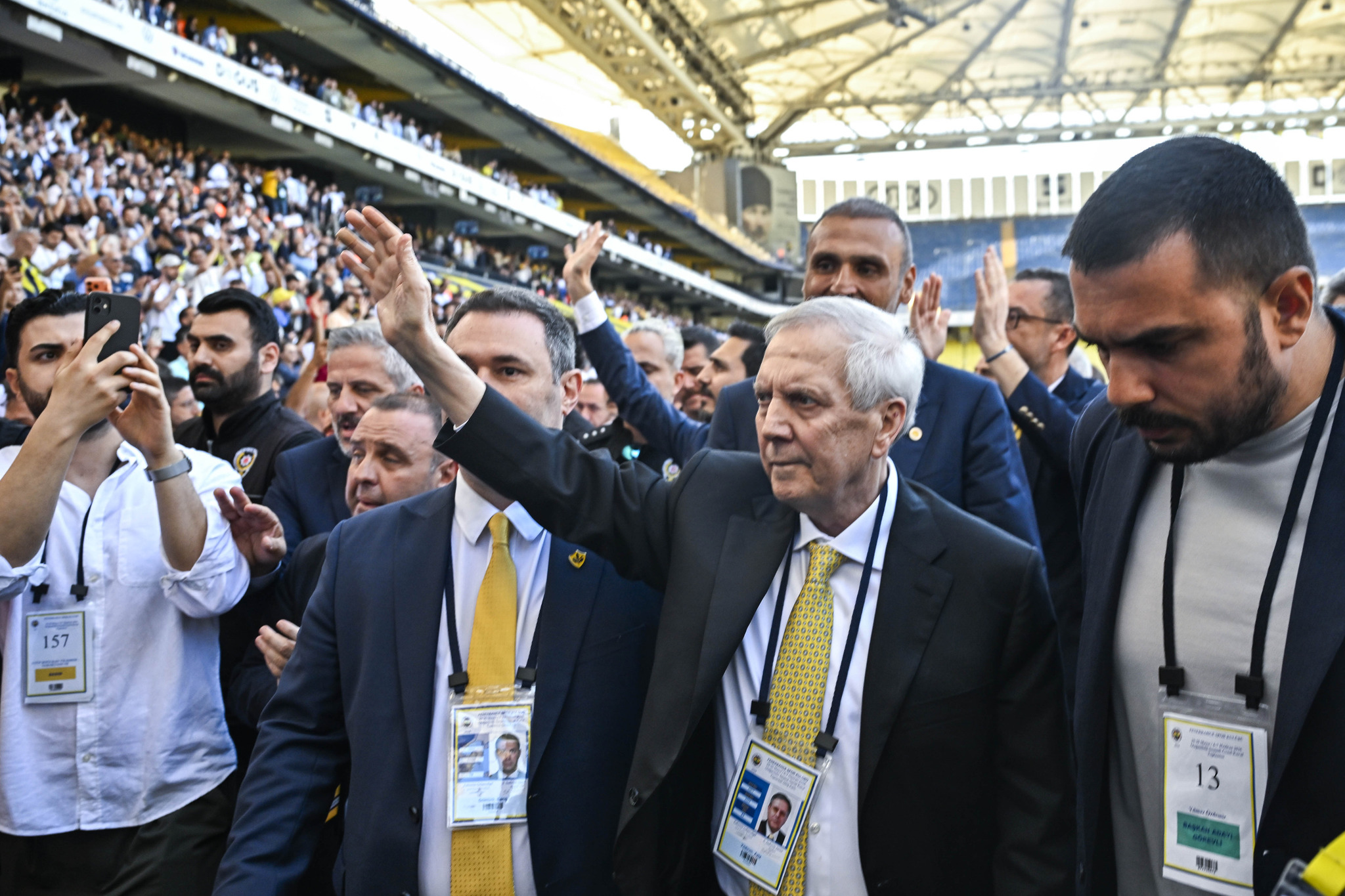 Aziz Yıldırım’dan Matteo Guendouzi kararı! Takımdan gönderilecek mi?