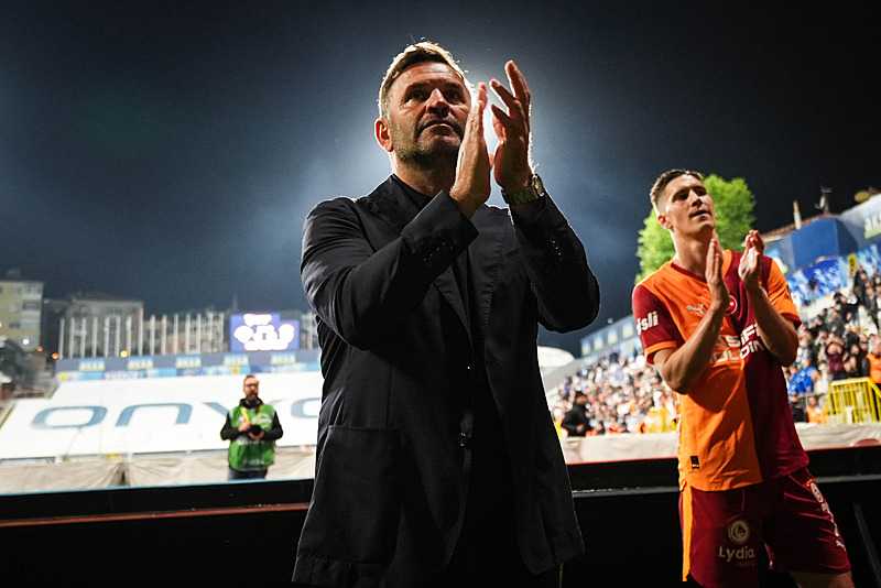 Galatasaray genç yıldız için yeniden devrede! 10+4 kuralına uyuyor