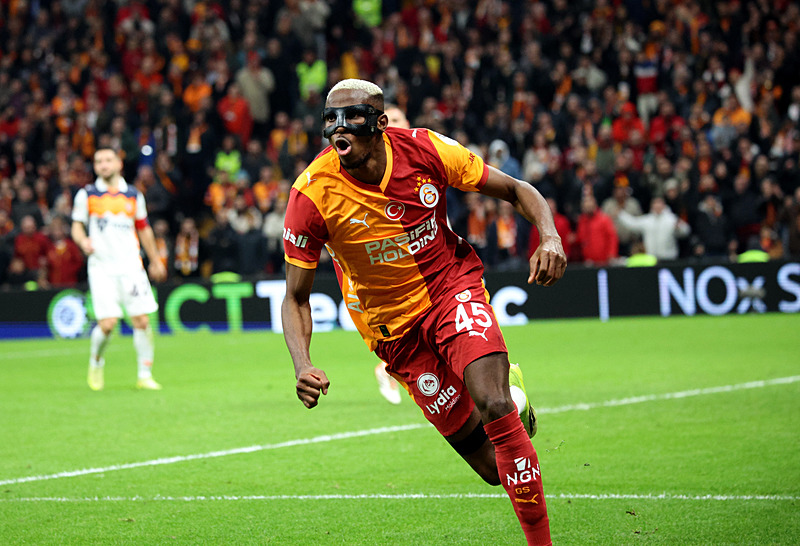 Osimhen için Galatasaray’a dudak uçuklatan teklif! Cimbom’un transfer kararı...