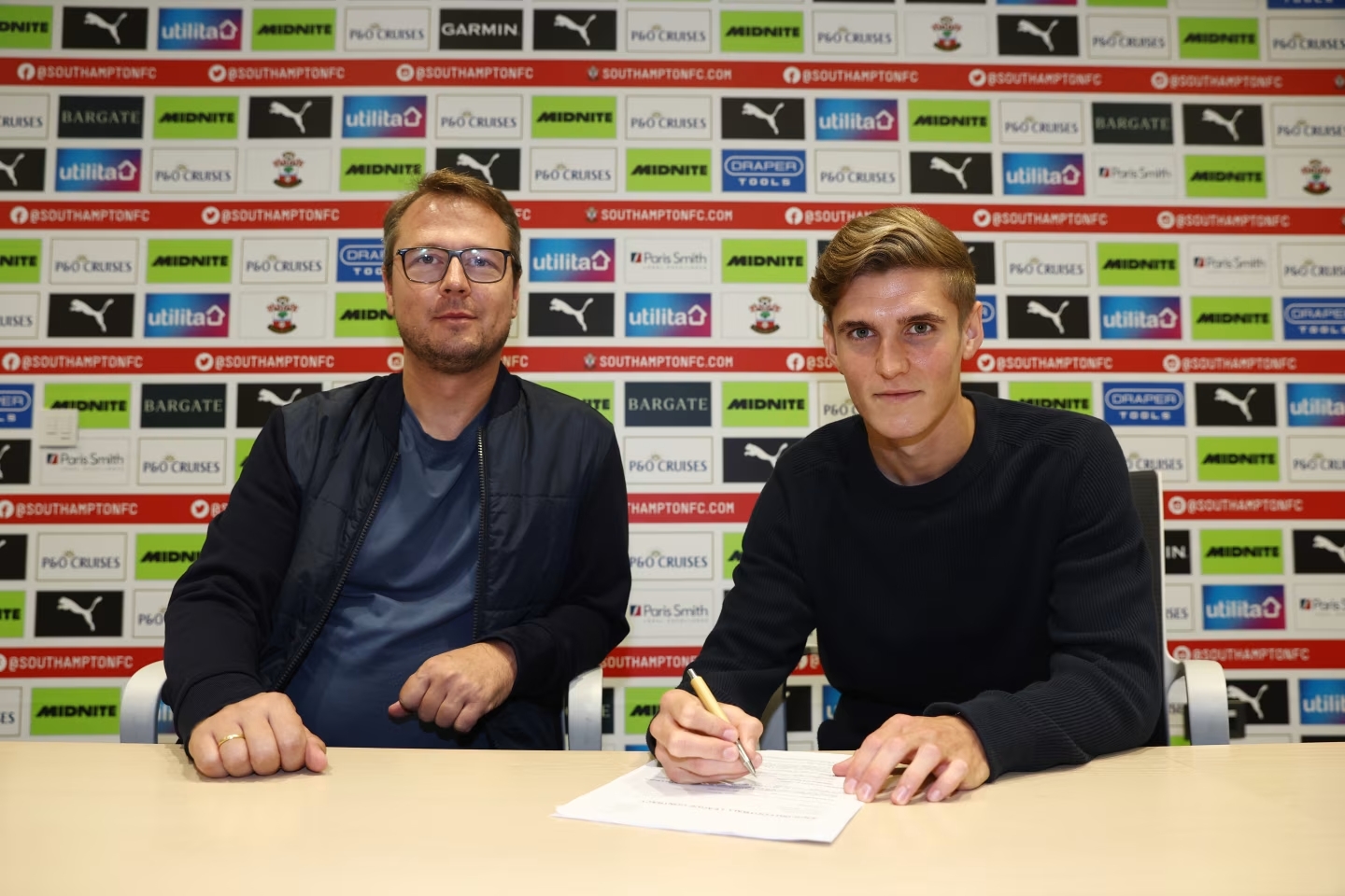 GALATASARAY HABERİ: Southampton Elias Jelert hakkında kararını verdi!