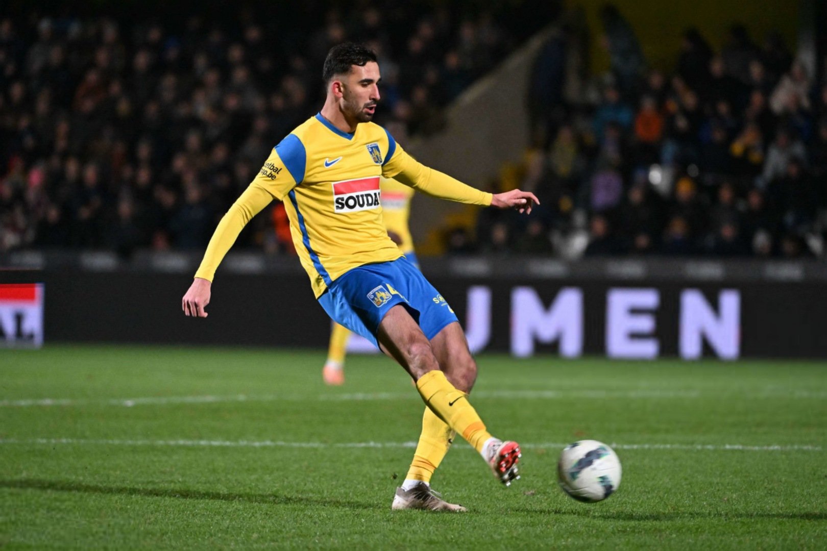 Galatasaray’dan eski oyuncusu için transfer hamlesi!