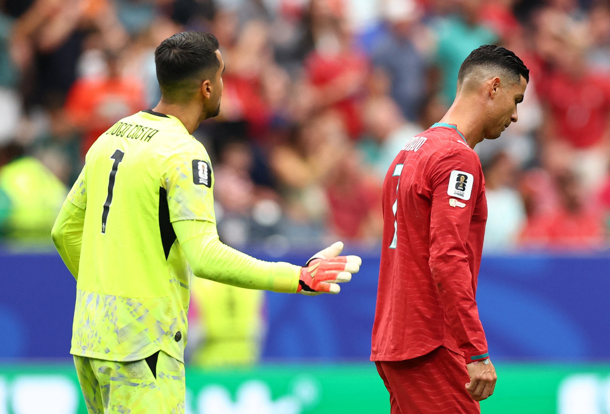 Cristiano Ronaldo çılgına Döndü! Takım arkadaşıyla tartıştı