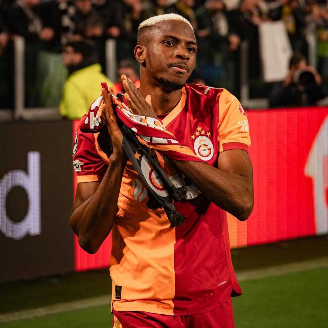 Victor Osimhen Galatasaray’dan ayrılacak mı? Canlı yayında açıkladı