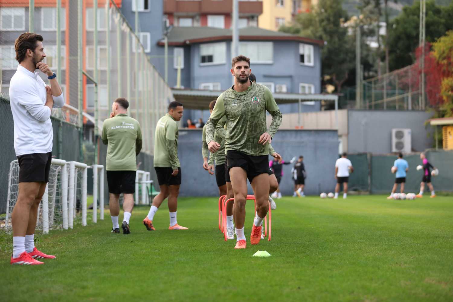 Galatasaray’ın yeni transferi Süper Lig’den! Cimbom’a gelmek için can atıyor
