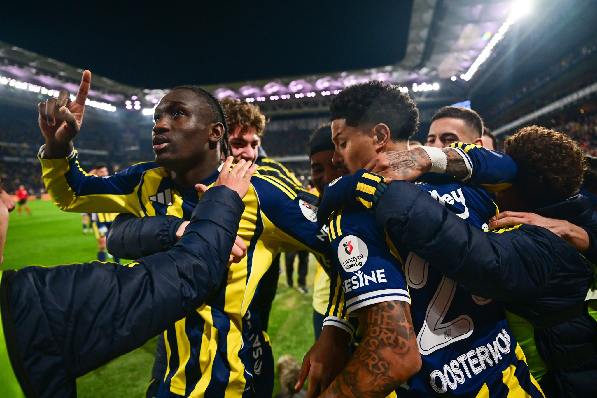 Gornik Zabrze Teknik Direktörü’nden Fenerbahçe eleştirisi: Her şey yıldızlar üzerine kurulu!