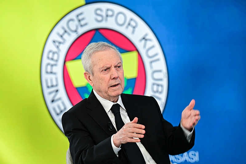 FENERBAHÇE HABERİ: İşte İsmail Kartal’ın transfer istediği bölgeler! Forvet takviyesinde şaşırtan gelişme