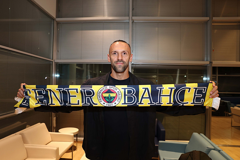 FENERBAHÇE HABERİ: İşte İsmail Kartal’ın transfer istediği bölgeler! Forvet takviyesinde şaşırtan gelişme