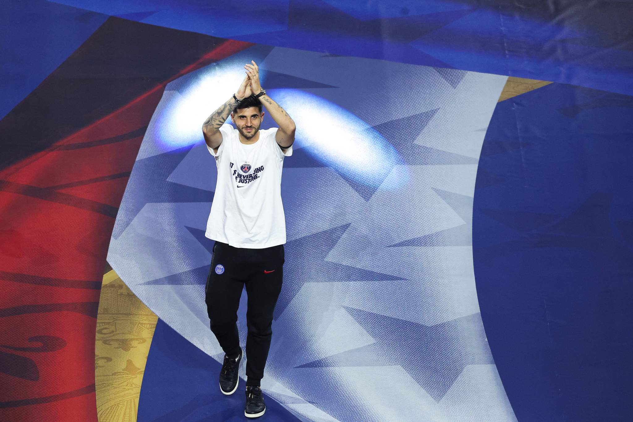Fenerbahçe’ye PSG’den bir transfer daha! Skriniar ve Asensio’dan sonra...