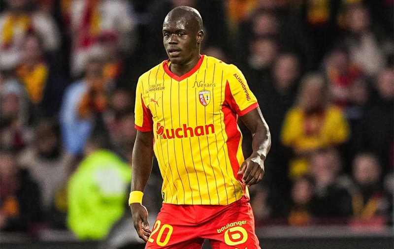 Fenerbahçe’nin Malang Sarr’a yaptığı teklif ortaya çıktı! Canlı yayında duyurdu