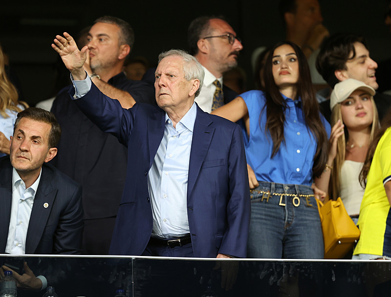 Fenerbahçe Başkanı Aziz Yıldırım’dan büyük fedakarlık!
