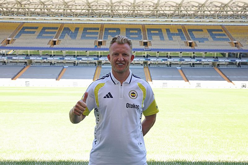 Fenerbahçe’nin yeni transferi Dirk Kuyt’tan! Daha önce beraber çalışmıştı