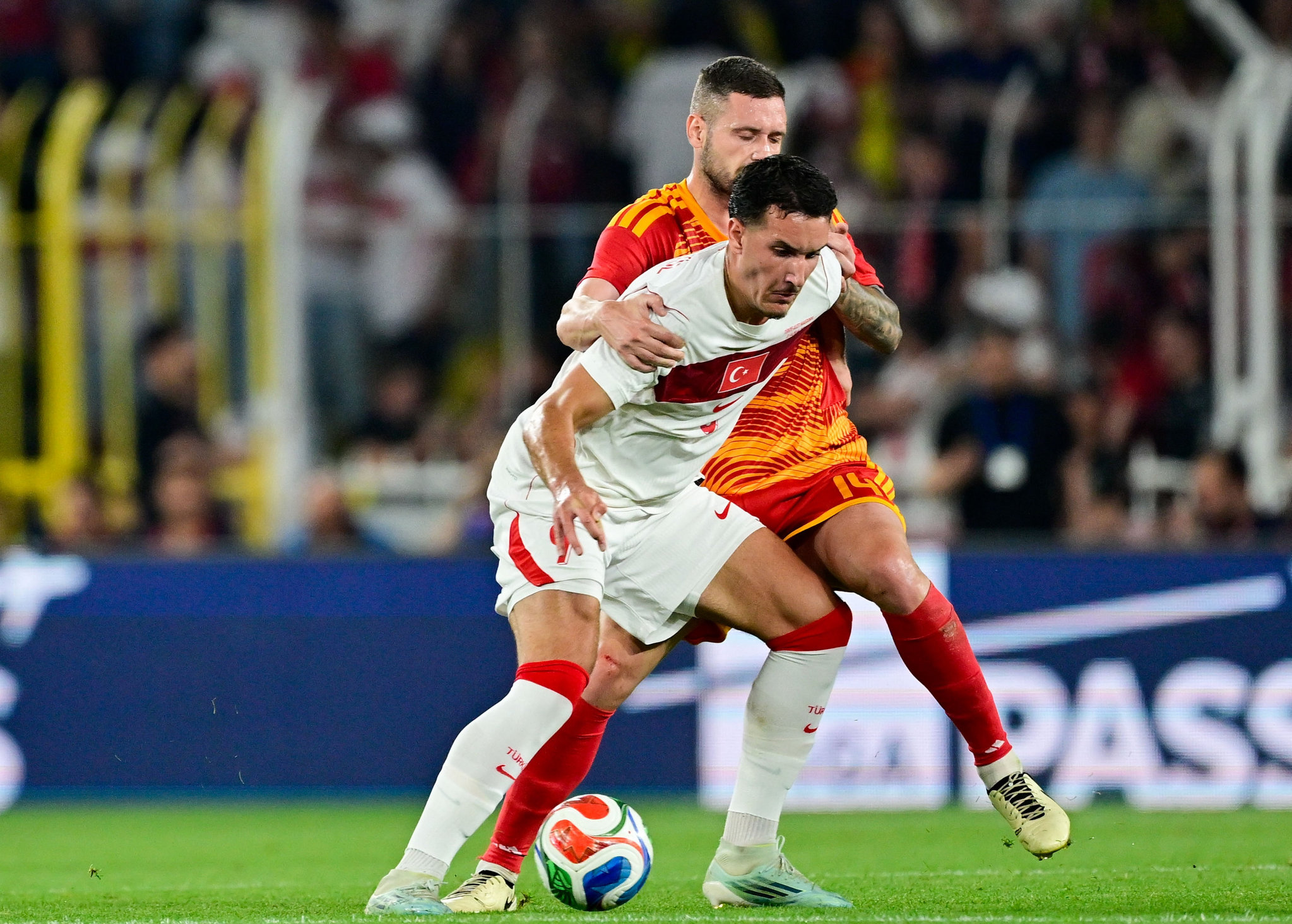 TRANSFER HABERİ: Galatasaray’dan şok Deniz Gül kararı! Bunu kimse beklemiyordu