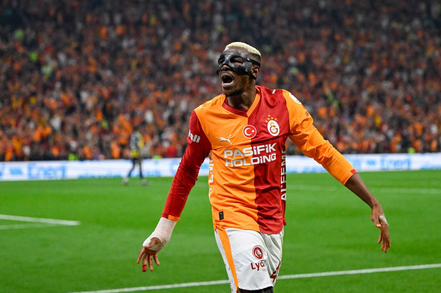 Osimhen transferinde Galatasaraylılara müjdeli haber! Manchester United talip olmuştu ancak...