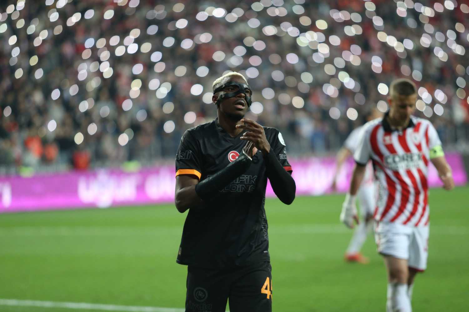 Osimhen transferinde Galatasaraylılara müjdeli haber! Manchester United talip olmuştu ancak...