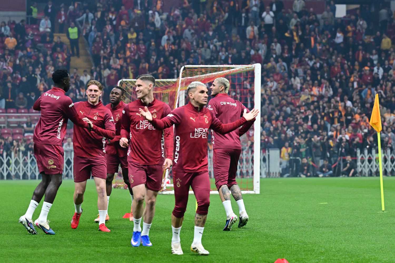 Galatasaray yabancı planını belirledi! İşte Okan Buruk’un kadrosu