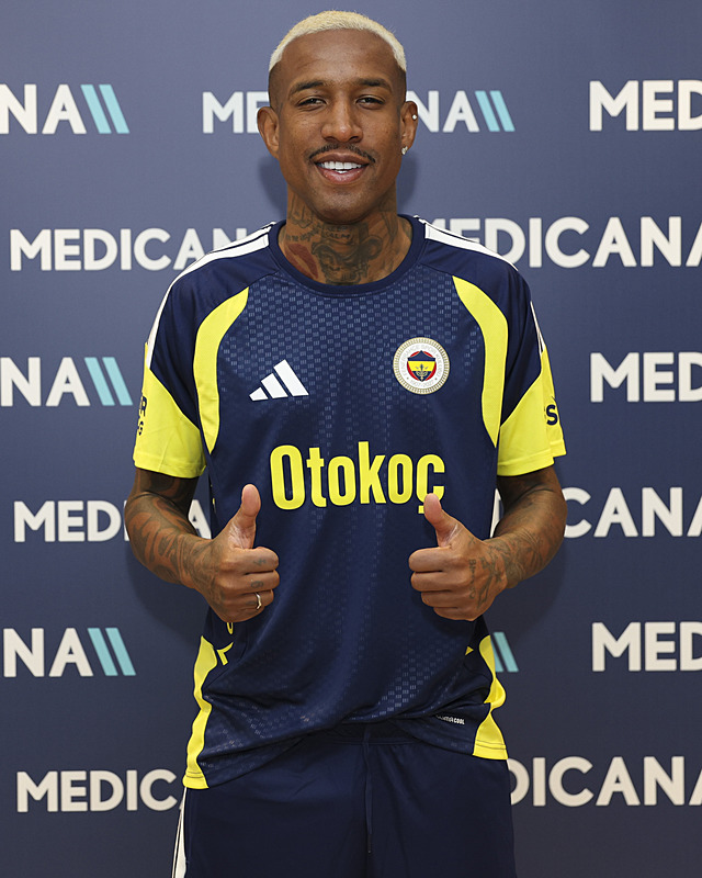 Fenerbahçe’de flaş ayrılık iddiası! Premier Lig’in yeni ekibi o yıldız için devrede