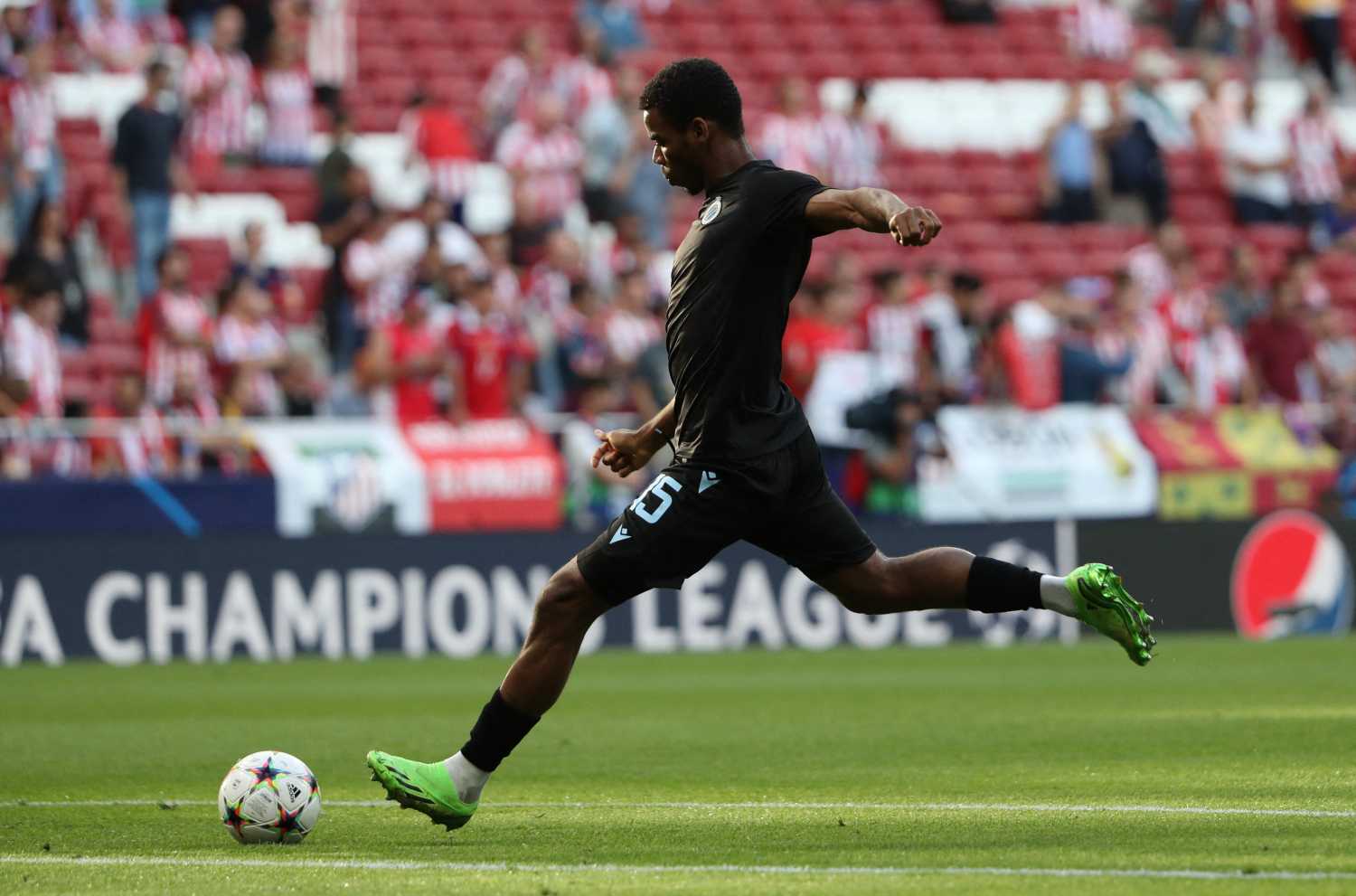 Galatasaray eski gözdesi için yeniden devreye girdi! Transferde günün sürprizi