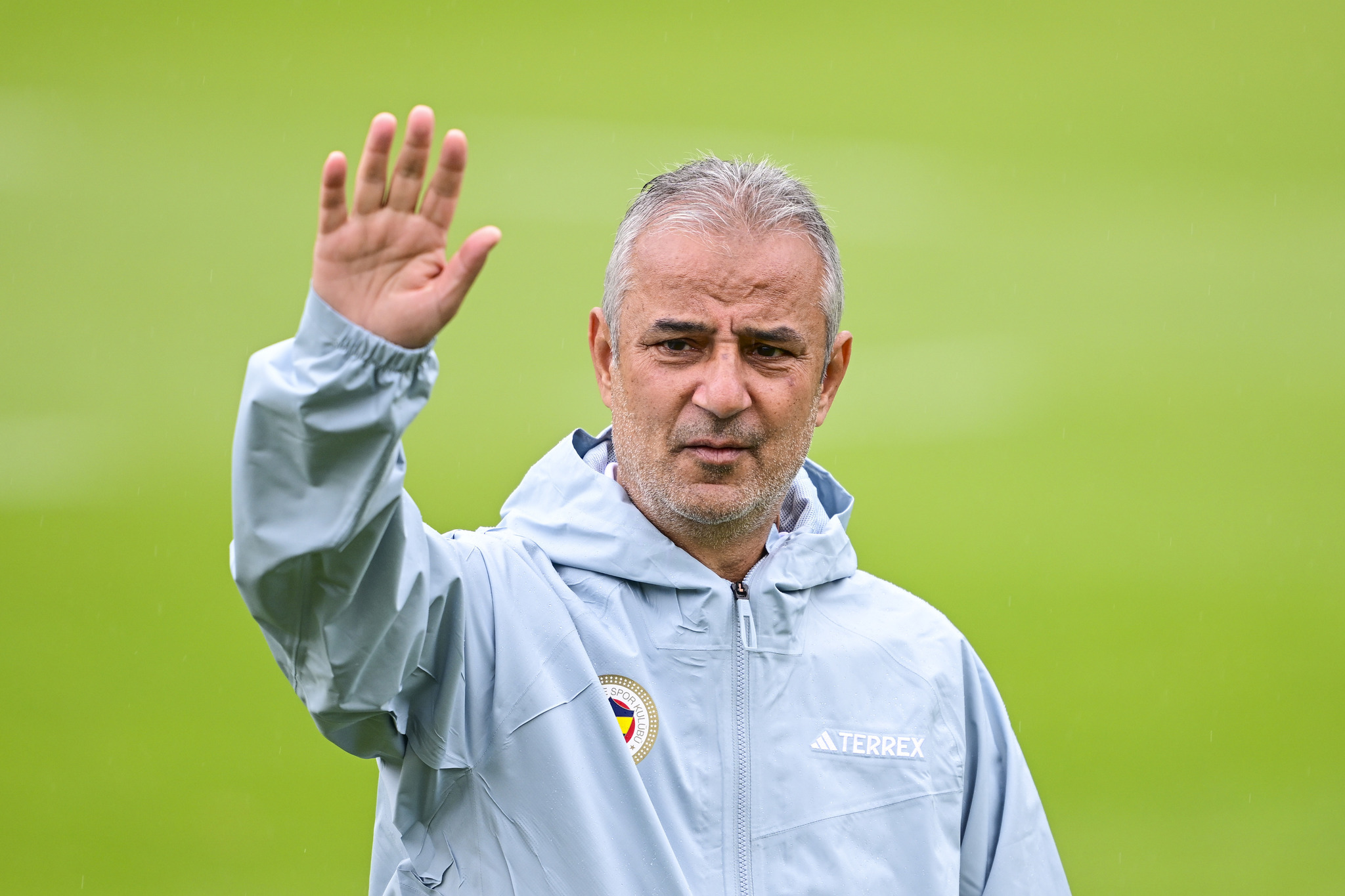Fenerbahçe’den, Galatasaray ve Trabzonspor’a dev çalım! Transfer dönemine damga vuracak hamle