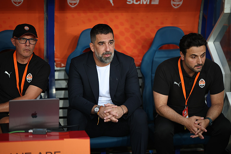 Arda Turan’ın eski yıldızı Galatasaray’a! Transferde günün sürprizi