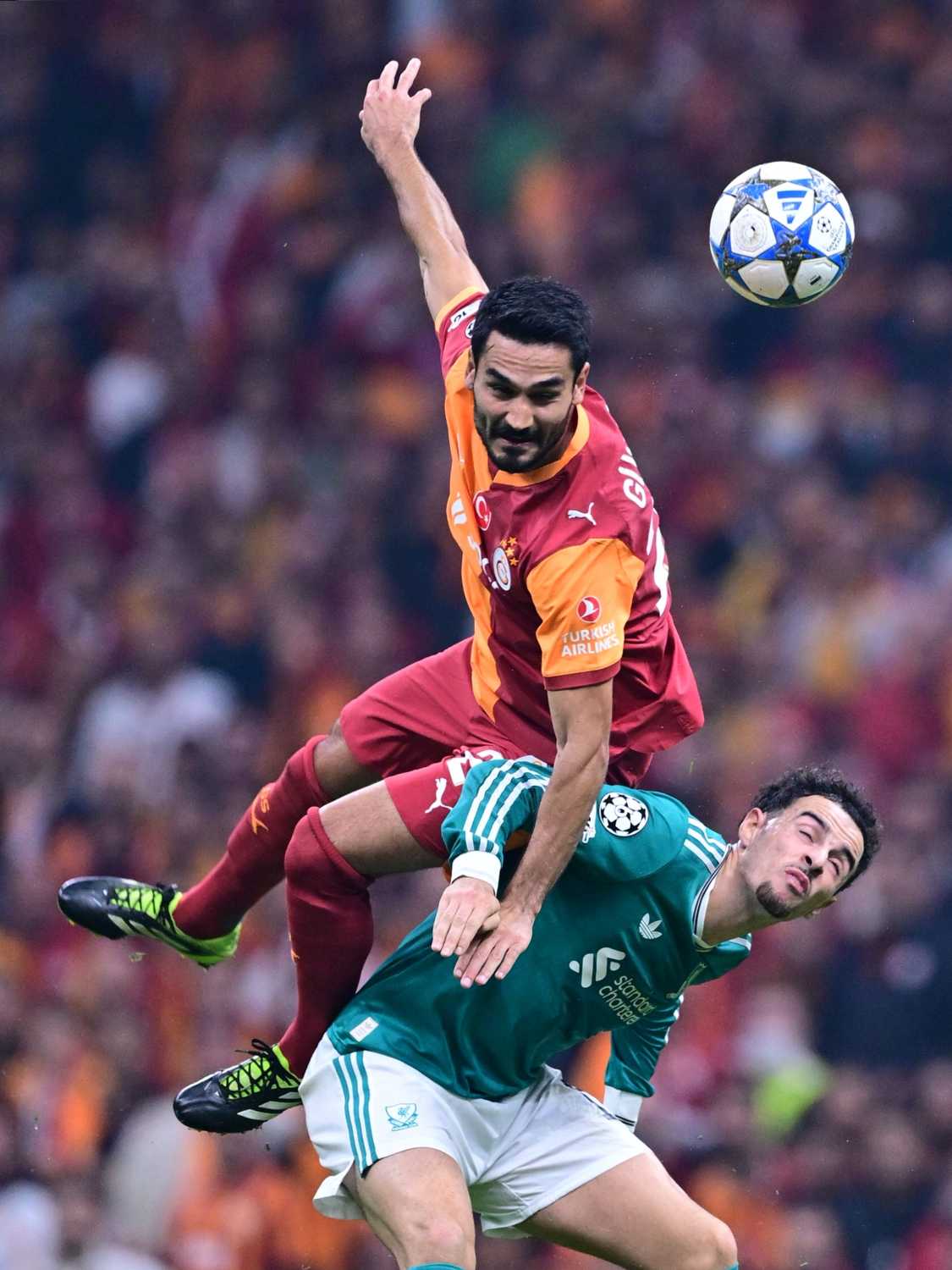 İngiltere’den bomba transfer iddiası! Galatasaray ve Liverpool...