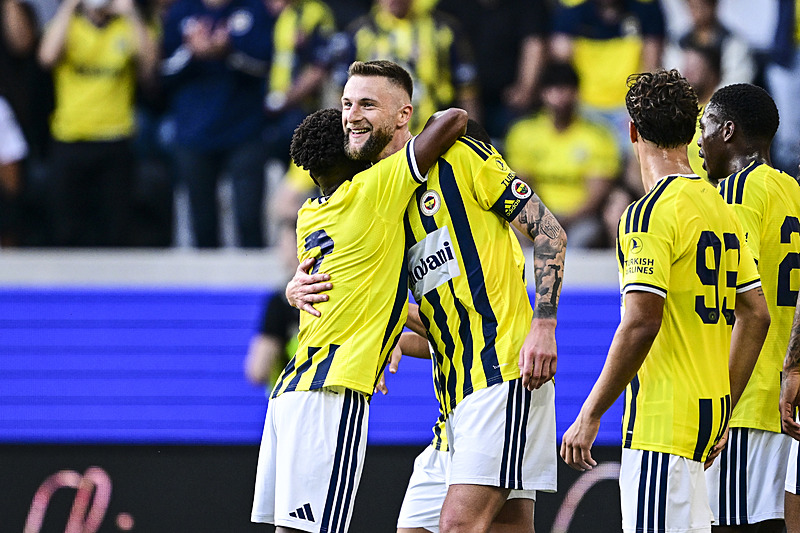 TRANSFER HABERİ: Kerem Aktürkoğlu’na flaş talip! Fenerbahçe’den ayrılacak mı?