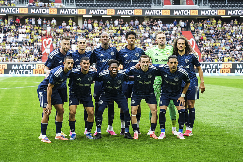 Fenerbahçe’de golcü planları değişti! Yabancı kuralının etkisiyle...