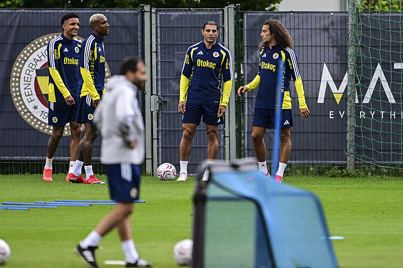Fenerbahçe’de o isme ülkesinden transfer teklifi! Sarı-lacivertlilerin bonservis talebi...