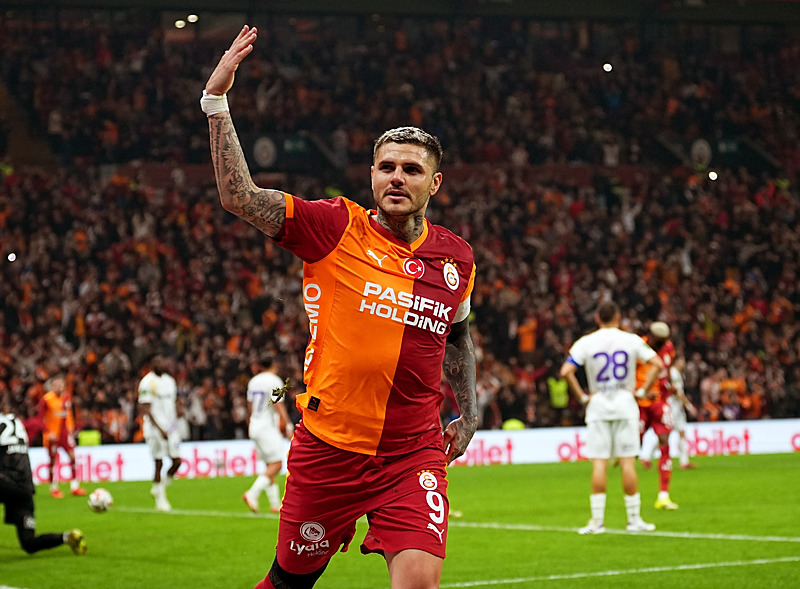 Galatasaray’ın ezeli rakibinden Icardi’ye kanca! Gündemi sarsacak transfer iddiası