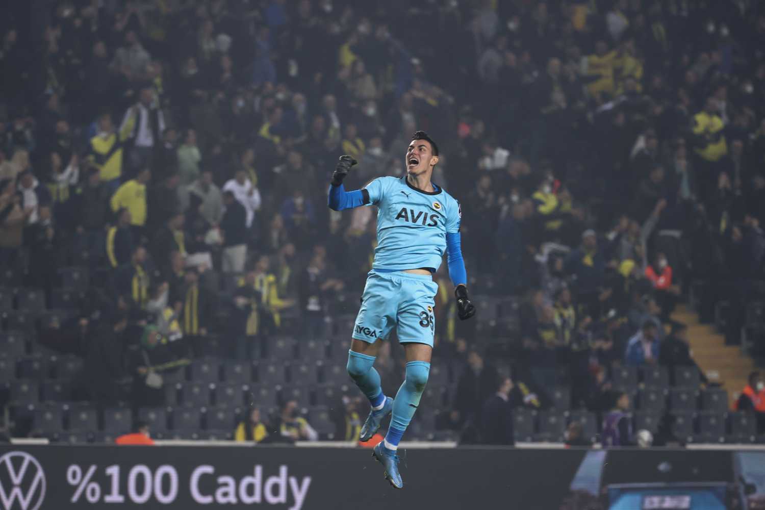 Fenerbahçe eski yıldızını yeniden kadrosuna katıyor! Transferde sıcak gelişme