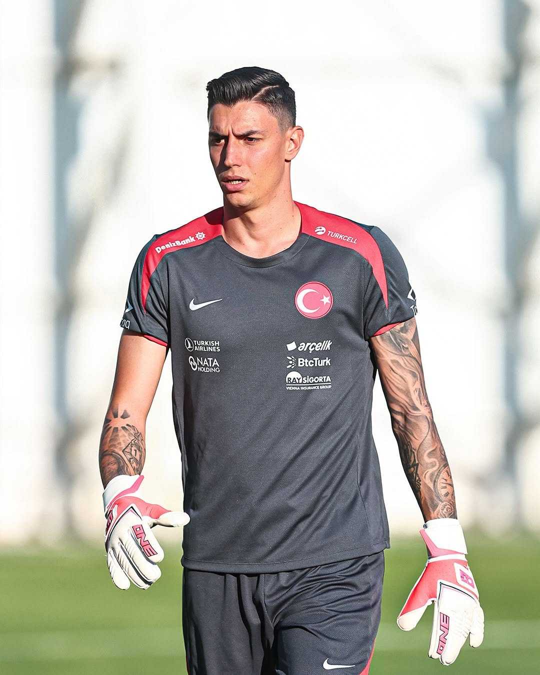 Fenerbahçe eski yıldızını yeniden kadrosuna katıyor! Transferde sıcak gelişme