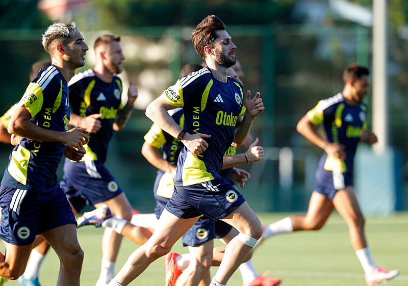 Fenerbahçe eski yıldızını yeniden kadrosuna katıyor! Transferde sıcak gelişme