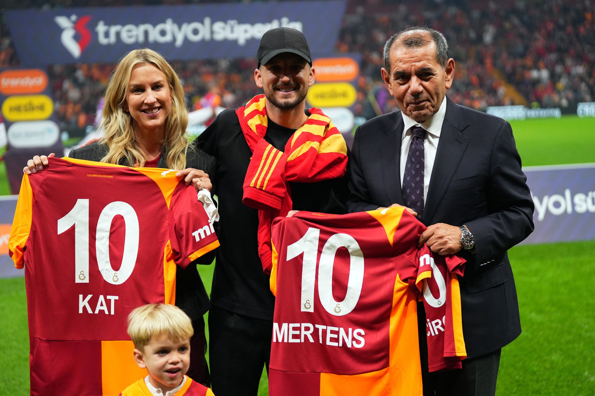 Galatasaray’da 30 milyon euro’luk ayrılık planı! Menajeriyle temasa geçildi